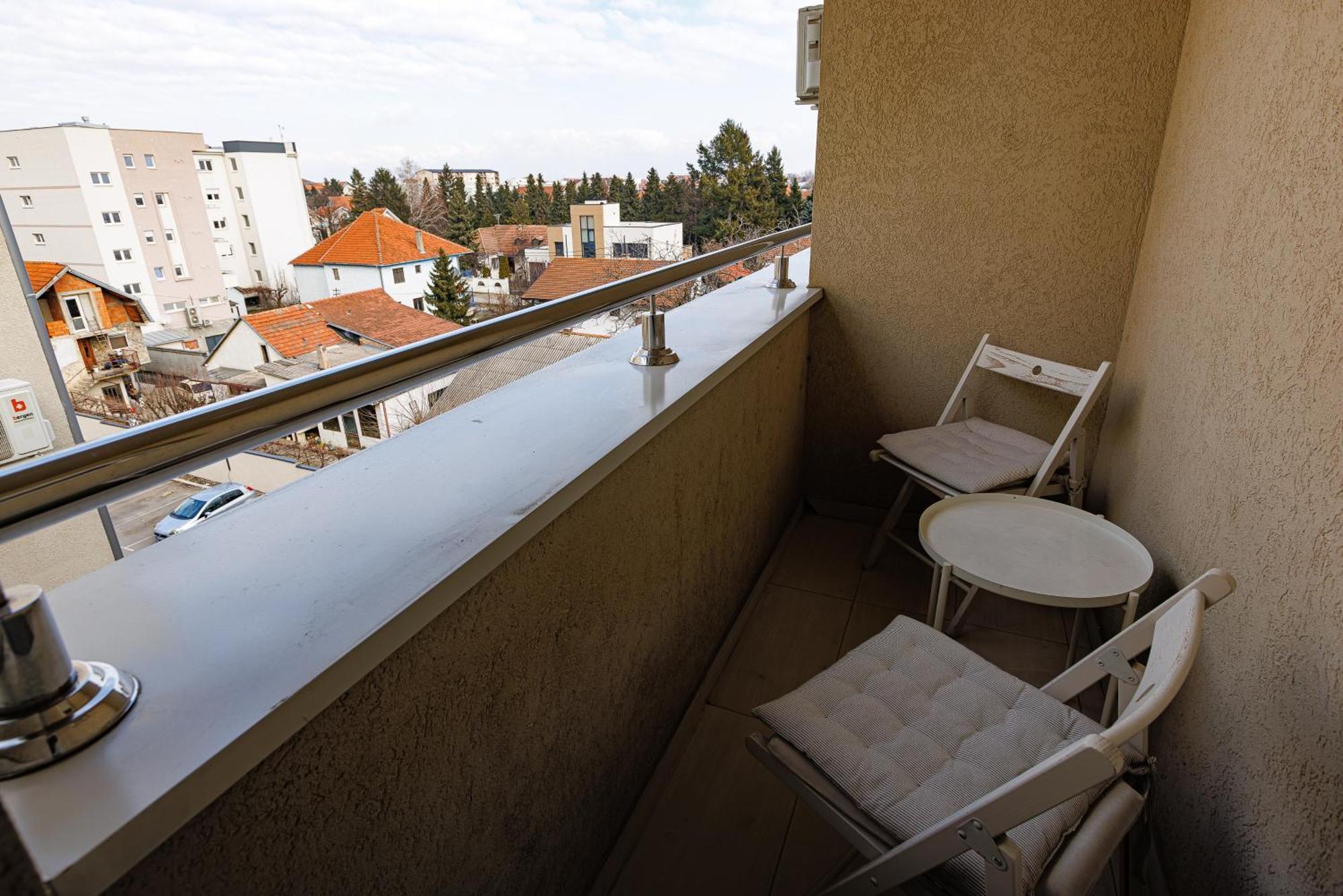 White Apartments Beograd Rom bilde