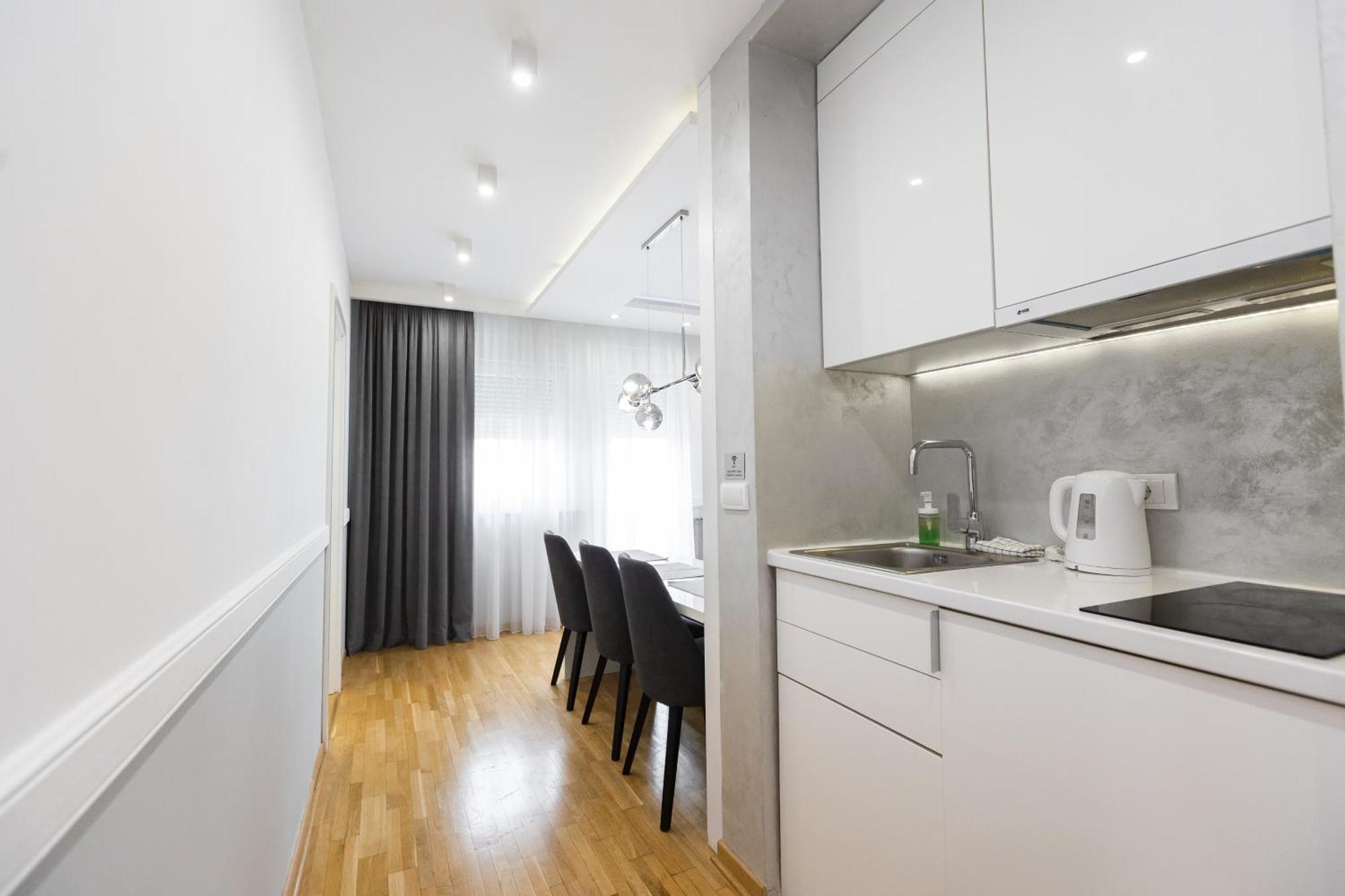 White Apartments Beograd Rom bilde